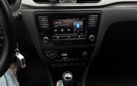Skoda Rapid I, 2017 год, 1 300 000 рублей, 11 фотография