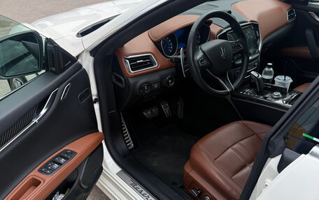 Maserati Ghibli, 2020 год, 5 750 000 рублей, 8 фотография