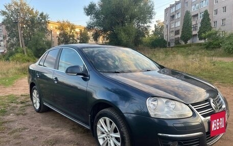 Volkswagen Jetta VI, 2008 год, 630 000 рублей, 2 фотография