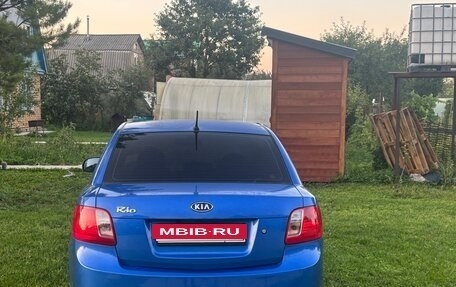 KIA Rio II, 2011 год, 650 000 рублей, 4 фотография