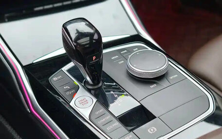 BMW 3 серия, 2023 год, 2 999 999 рублей, 11 фотография