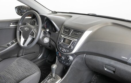Hyundai Solaris II рестайлинг, 2015 год, 806 800 рублей, 7 фотография