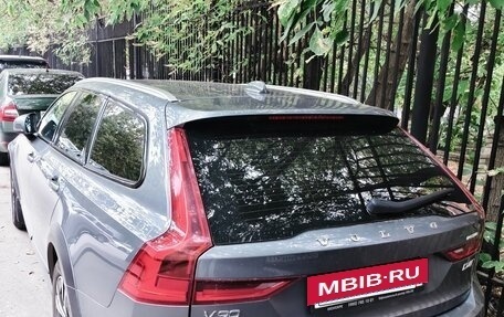 Volvo V90 Cross Country I рестайлинг, 2019 год, 3 350 000 рублей, 2 фотография