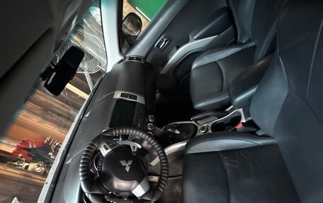 Mitsubishi Outlander III рестайлинг 3, 2011 год, 1 200 000 рублей, 2 фотография