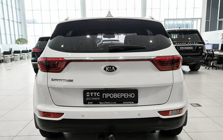 KIA Sportage IV рестайлинг, 2018 год, 2 385 000 рублей, 10 фотография