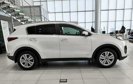 KIA Sportage IV рестайлинг, 2018 год, 2 385 000 рублей, 8 фотография