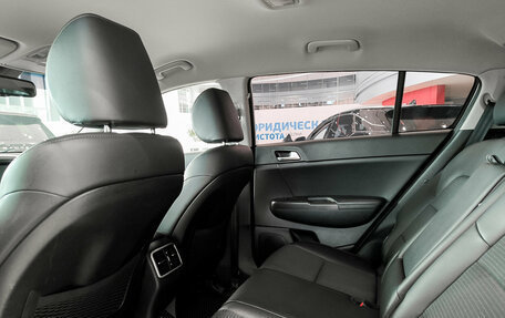 KIA Sportage IV рестайлинг, 2018 год, 2 385 000 рублей, 16 фотография
