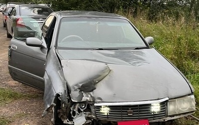 Toyota Crown, 1982 год, 85 000 рублей, 1 фотография