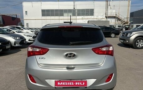 Hyundai i30 II рестайлинг, 2016 год, 999 000 рублей, 4 фотография