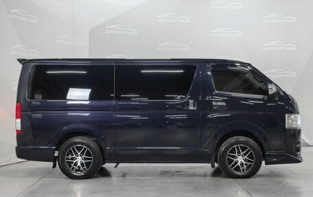 Toyota HiAce H200, 2016 год, 3 500 000 рублей, 6 фотография