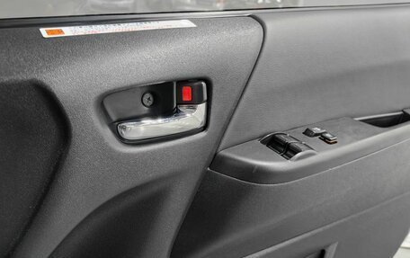 Toyota HiAce H200, 2016 год, 3 500 000 рублей, 21 фотография