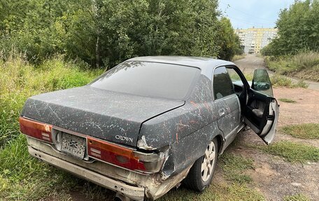 Toyota Crown, 1982 год, 85 000 рублей, 4 фотография