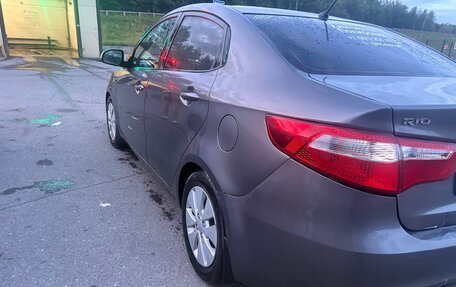 KIA Rio III рестайлинг, 2013 год, 400 000 рублей, 7 фотография