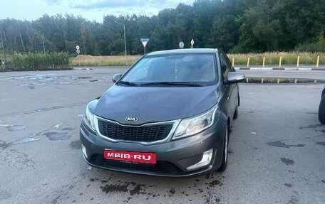 KIA Rio III рестайлинг, 2013 год, 400 000 рублей, 1 фотография