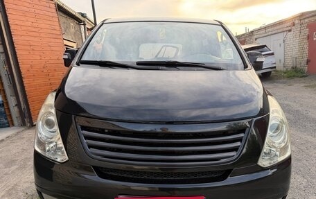 Hyundai Grand Starex Grand Starex I рестайлинг 2, 2010 год, 1 600 000 рублей, 1 фотография