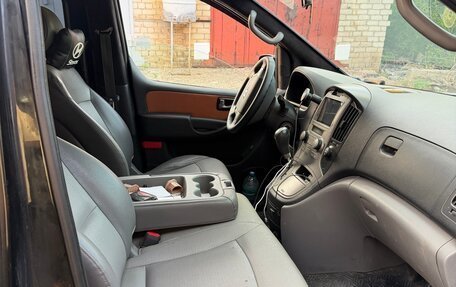 Hyundai Grand Starex Grand Starex I рестайлинг 2, 2010 год, 1 600 000 рублей, 10 фотография