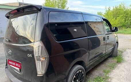 Hyundai Grand Starex Grand Starex I рестайлинг 2, 2010 год, 1 600 000 рублей, 8 фотография