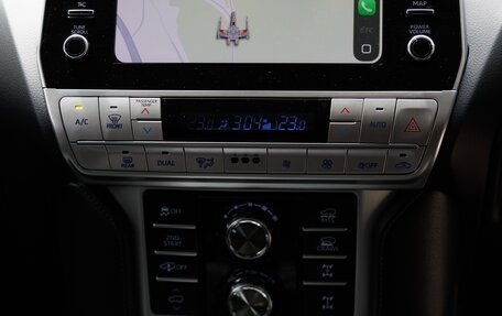 Toyota Land Cruiser Prado 150 рестайлинг 2, 2021 год, 6 100 000 рублей, 9 фотография