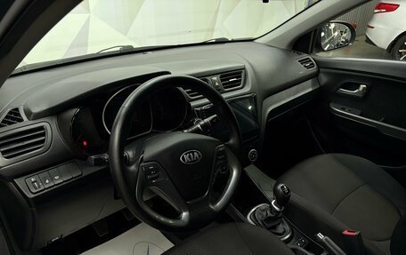 KIA Rio III рестайлинг, 2016 год, 890 000 рублей, 13 фотография