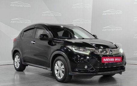 Honda Vezel, 2018 год, 2 050 000 рублей, 7 фотография