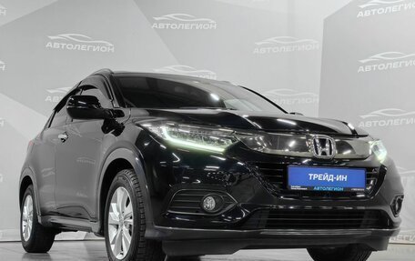 Honda Vezel, 2018 год, 2 050 000 рублей, 26 фотография