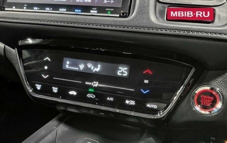 Honda Vezel, 2018 год, 2 050 000 рублей, 20 фотография
