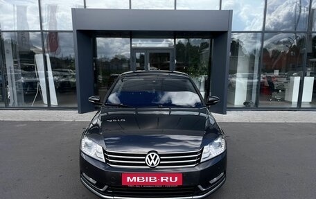 Volkswagen Passat B7, 2013 год, 1 040 000 рублей, 2 фотография