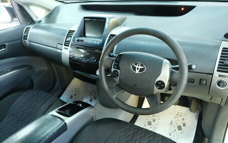 Toyota Prius, 2008 год, 499 000 рублей, 11 фотография