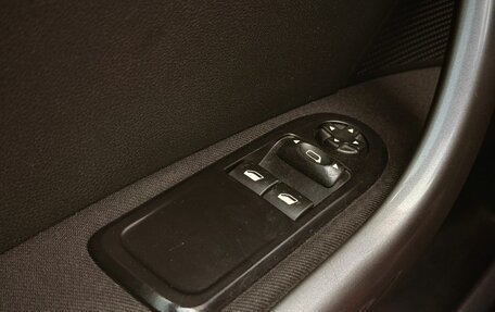 Peugeot 308 II, 2008 год, 395 000 рублей, 18 фотография