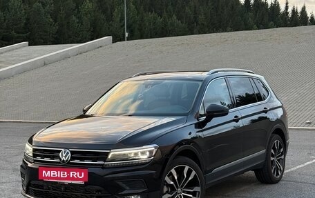 Volkswagen Tiguan II, 2019 год, 2 450 000 рублей, 7 фотография