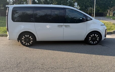 Hyundai Staria, 2025 год, 9 100 000 рублей, 3 фотография