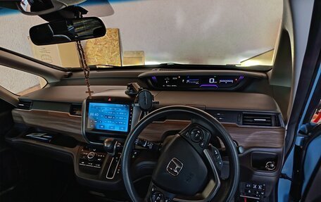 Honda Freed II, 2022 год, 1 780 000 рублей, 9 фотография