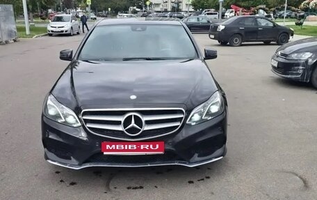 Mercedes-Benz E-Класс, 2015 год, 1 900 000 рублей, 1 фотография