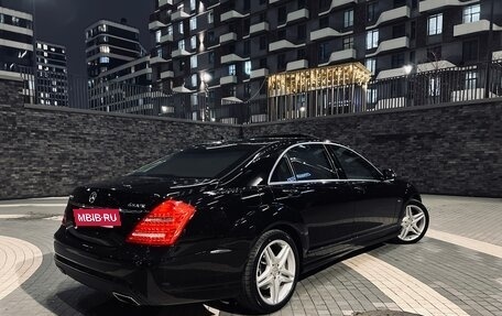 Mercedes-Benz S-Класс, 2012 год, 1 950 000 рублей, 3 фотография
