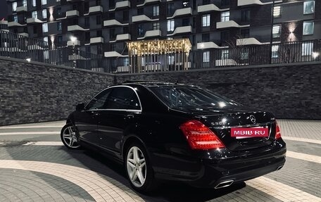 Mercedes-Benz S-Класс, 2012 год, 1 950 000 рублей, 4 фотография