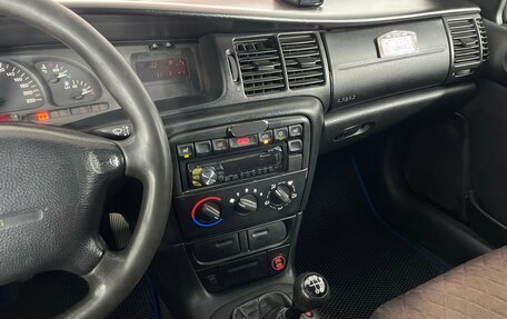 Opel Vectra B рестайлинг, 1998 год, 215 000 рублей, 15 фотография