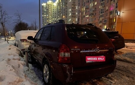 Hyundai Tucson III, 2005 год, 713 666 рублей, 3 фотография