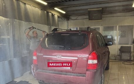 Hyundai Tucson III, 2005 год, 713 666 рублей, 5 фотография