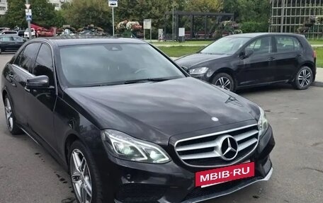 Mercedes-Benz E-Класс, 2015 год, 1 900 000 рублей, 2 фотография