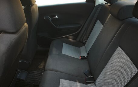 Volkswagen Polo VI (EU Market), 2013 год, 650 000 рублей, 16 фотография