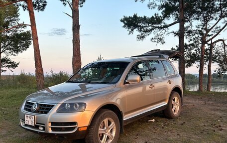 Volkswagen Touareg III, 2003 год, 950 000 рублей, 2 фотография