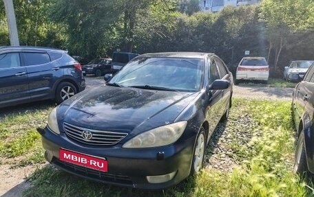 Toyota Camry V40, 2005 год, 656 000 рублей, 1 фотография