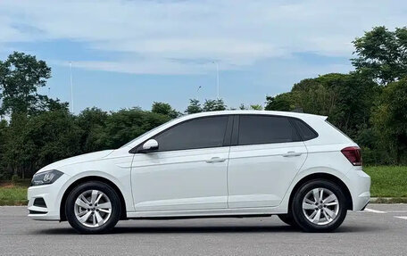 Volkswagen Polo, 2022 год, 1 076 000 рублей, 4 фотография
