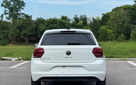 Volkswagen Polo, 2022 год, 1 076 000 рублей, 6 фотография