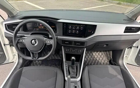 Volkswagen Polo, 2022 год, 1 076 000 рублей, 14 фотография