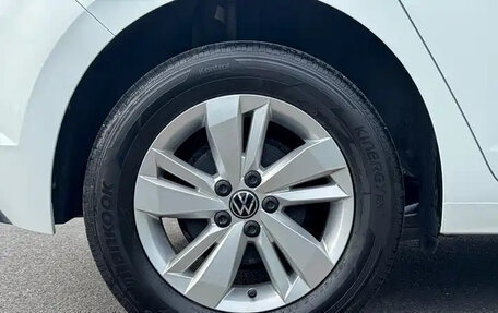 Volkswagen Polo, 2022 год, 1 076 000 рублей, 21 фотография