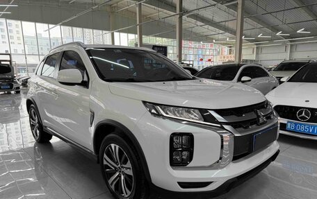Mitsubishi ASX I рестайлинг, 2022 год, 1 530 000 рублей, 4 фотография