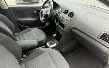 Volkswagen Polo VI (EU Market), 2011 год, 749 000 рублей, 16 фотография
