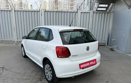 Volkswagen Polo VI (EU Market), 2011 год, 749 000 рублей, 6 фотография