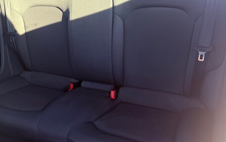 Audi A1, 2011 год, 800 000 рублей, 11 фотография
